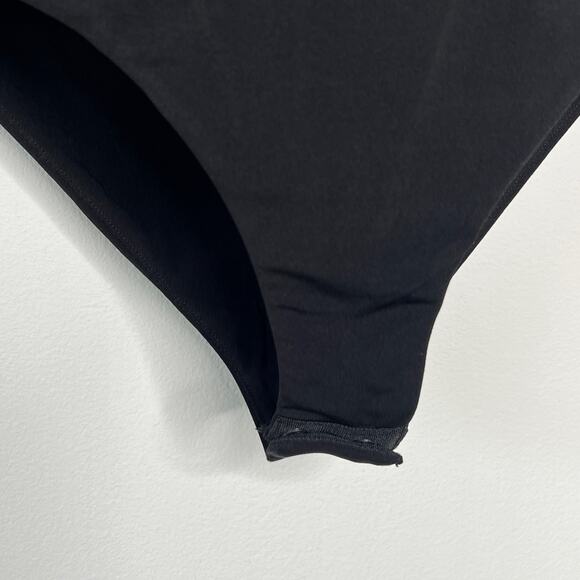 NBD Revolve Patricia Bodysuit Womens Small Black Sweetheart Halter Top Neutral - Picture 4 of 13